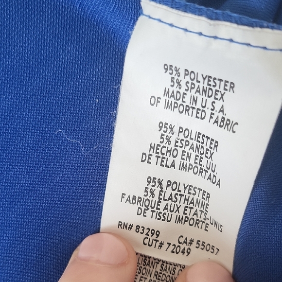 Chic Dark Blue Sleeveless Top – Soft, Comfortable & Perfect for Layering or Casu - Picture 4 of 9